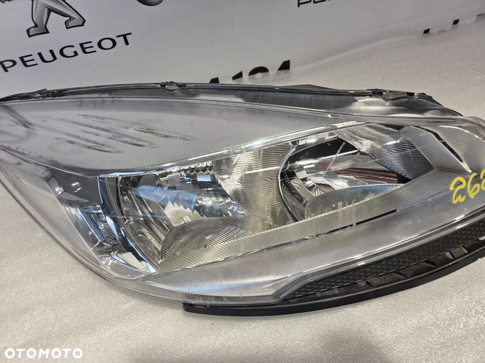 FORD KUGA MK2 II 12- PRAWA LAMPA PRZEDNIA PRZÓD ZWYKŁA , NR CV44-13W029-AE , NR AUKCJI LPP262 - 7