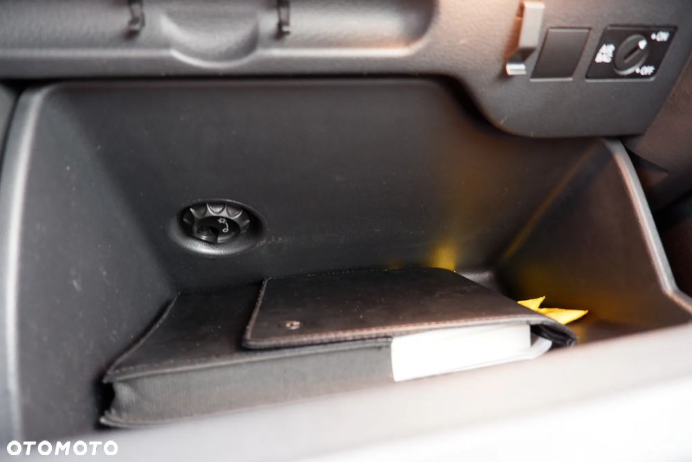 Volkswagen Tiguan - 30