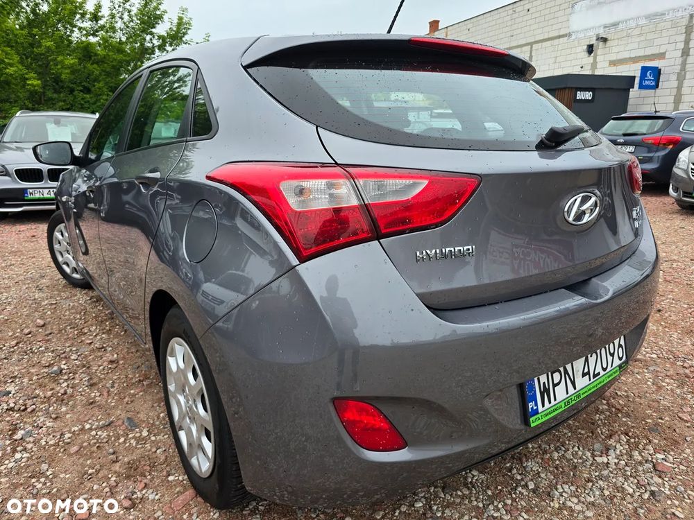 Hyundai i30 blue 1.6 GDI Trend - 8