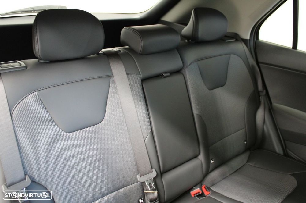 Kia Niro 1.6 GDi HEV Tech - 17
