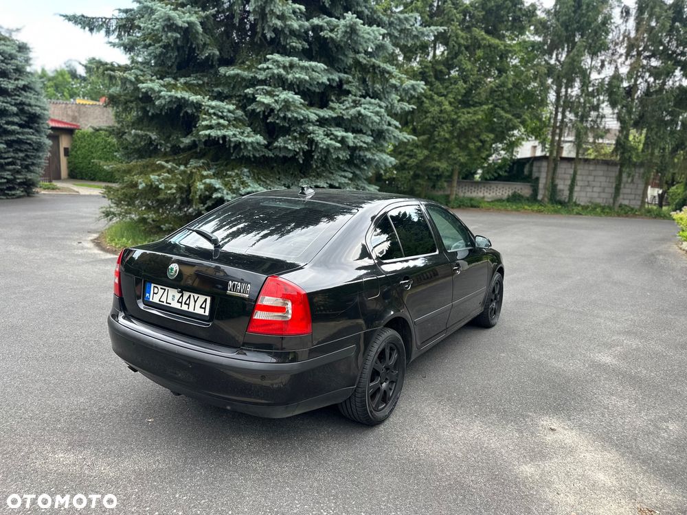 Skoda Octavia 2.0 FSI Ambiente Tiptr - 6