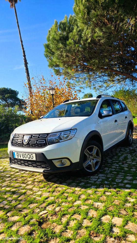Dacia Logan MCV Blue dCi 95 Stepway - 3