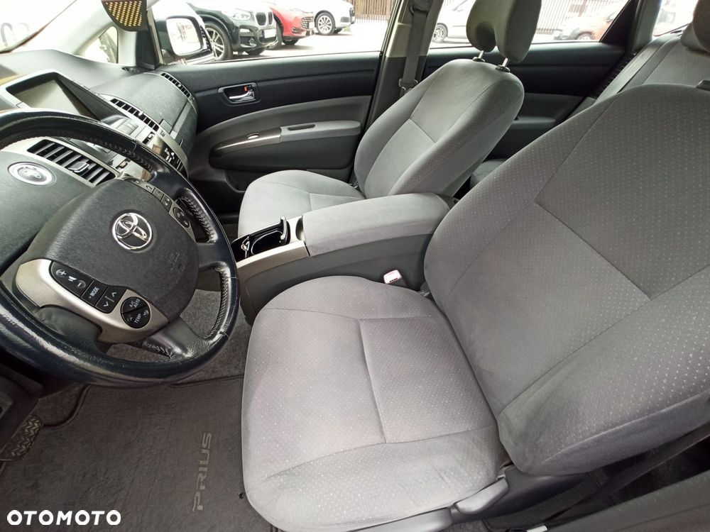 Toyota Prius - 7