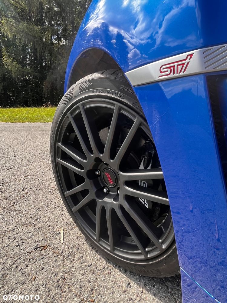 Subaru Impreza STI - 16