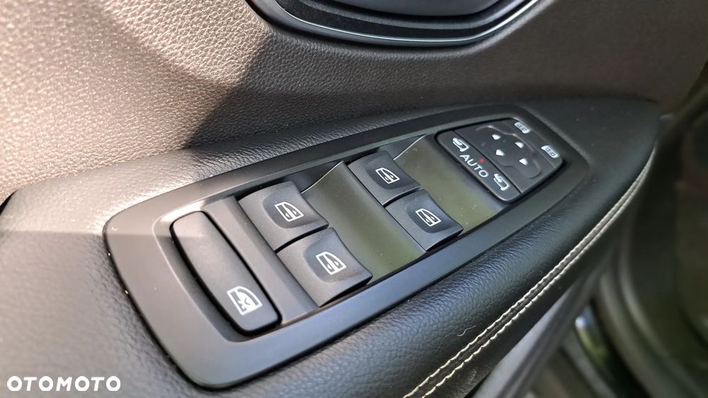 Renault Scenic - 24