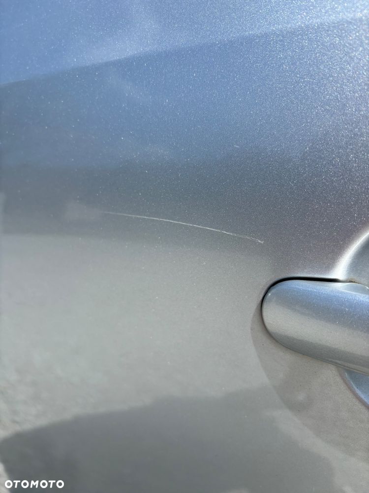Volkswagen Polo 1.4 16V Trendline - 15
