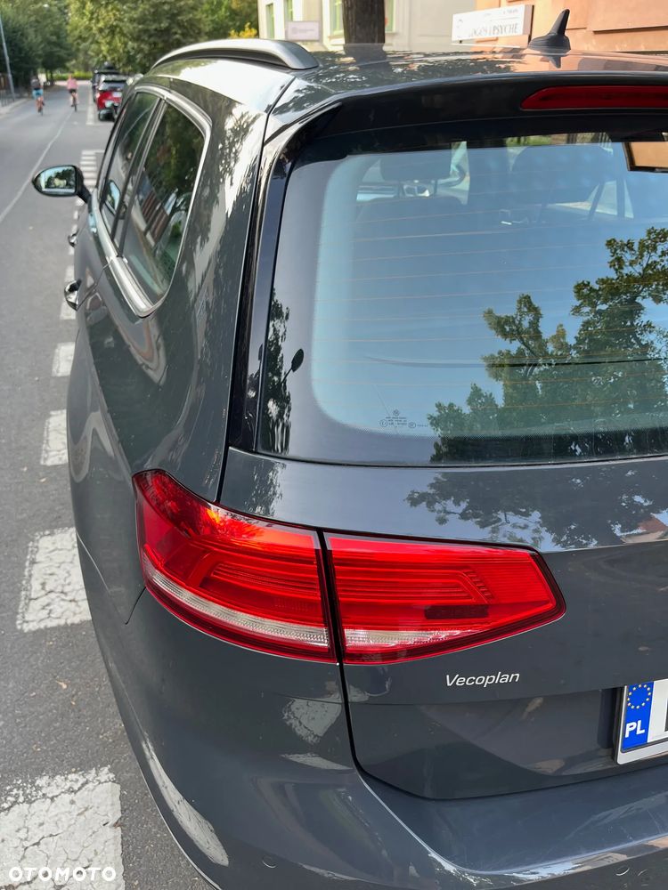 Volkswagen Passat 2.0 TDI SCR DSG Comfortline - 16
