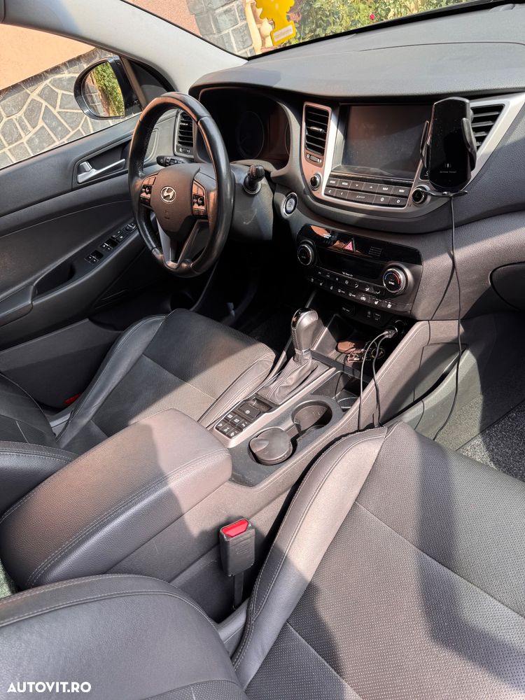Hyundai Tucson - 16