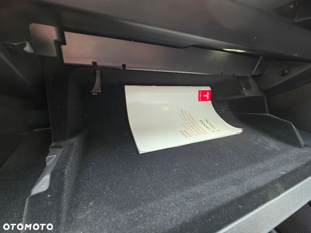 Tesla Model 3 Langstreckenbatterie Allradantrieb Dual Motor - 27