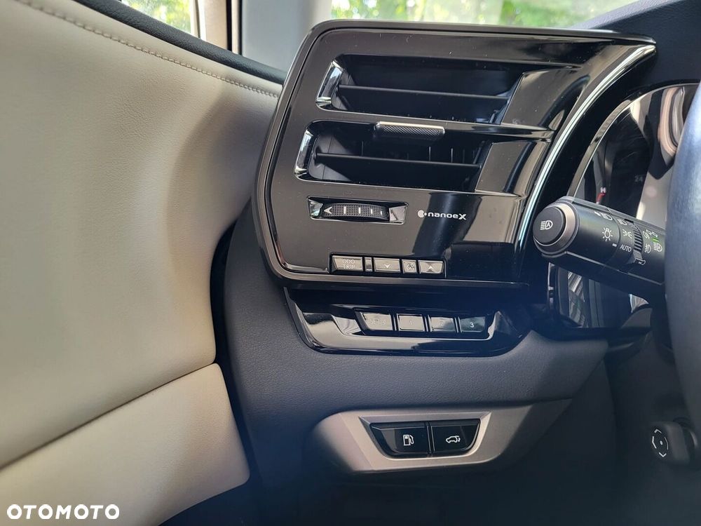 Lexus RX - 35