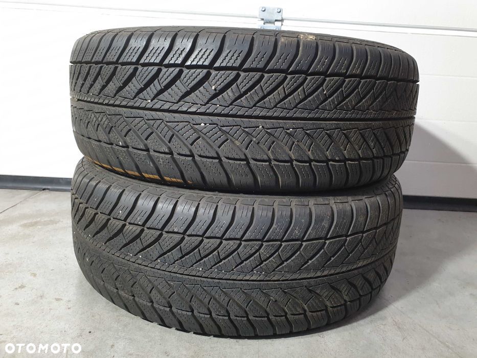 2szt. 225/55/17 97H Goodyear UltraGrip Preformance 7mm 2019r [ 8551 ]