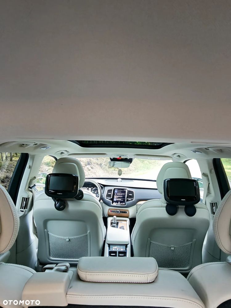 Volvo XC 90 T8 AWD Twin Engine Geartronic Inscription - 17