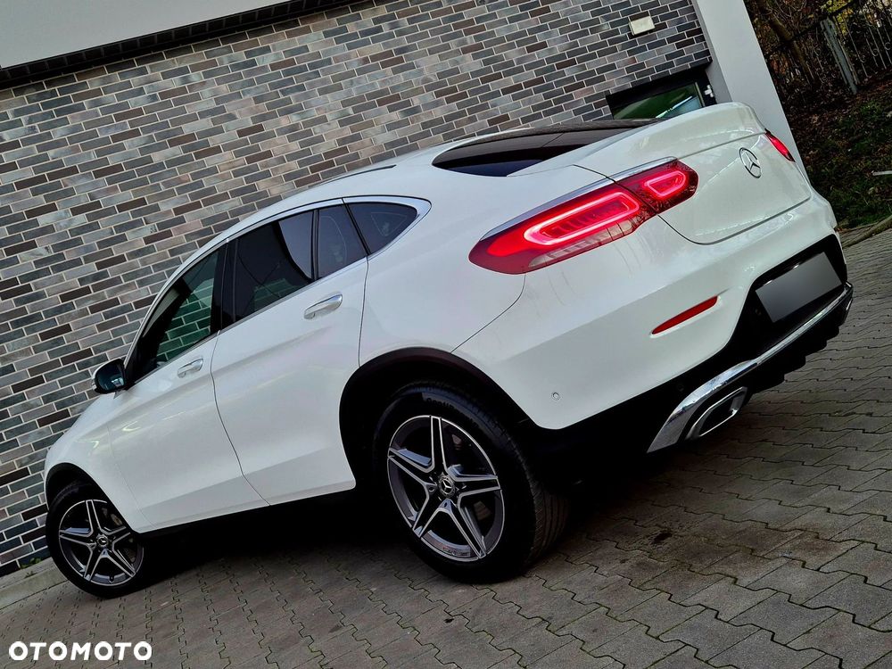 Mercedes-Benz GLC 300 d 4Matic 9G-TRONIC AMG Line - 8