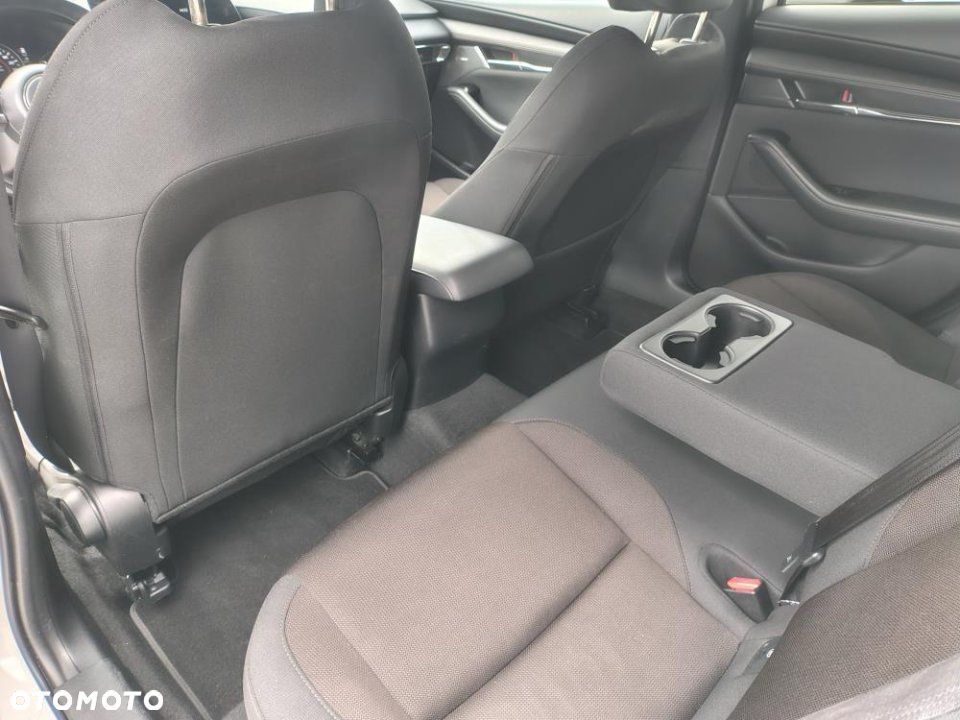 Mazda 3 e-SKYACTIV-X 186 M HYBRID CENTRE-LINE - 8