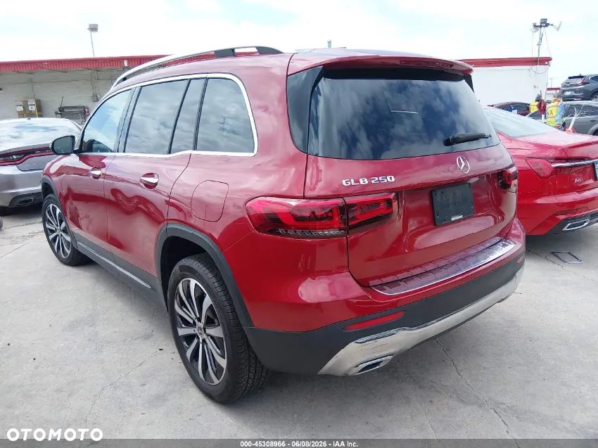 Mercedes-Benz GLB 250 4Matic 8G-DCT Style - 4