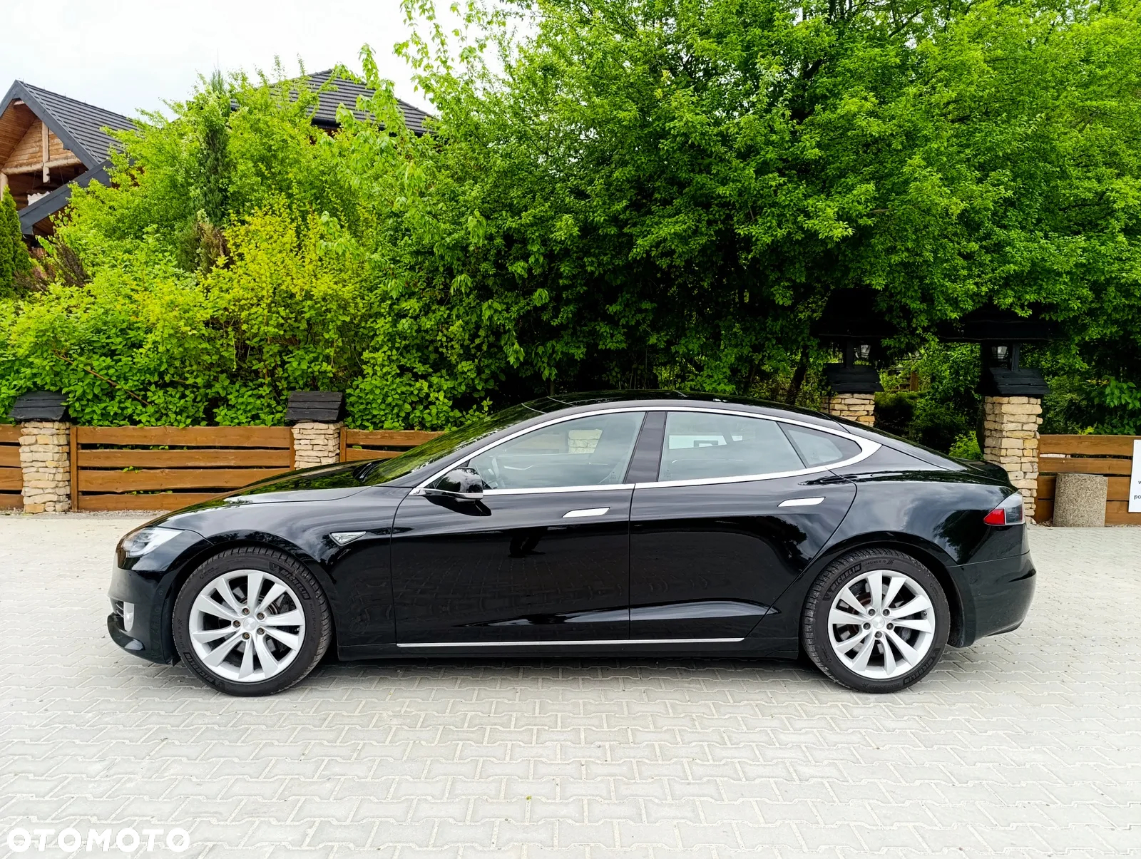 Tesla Model S Long Range Plus - 19