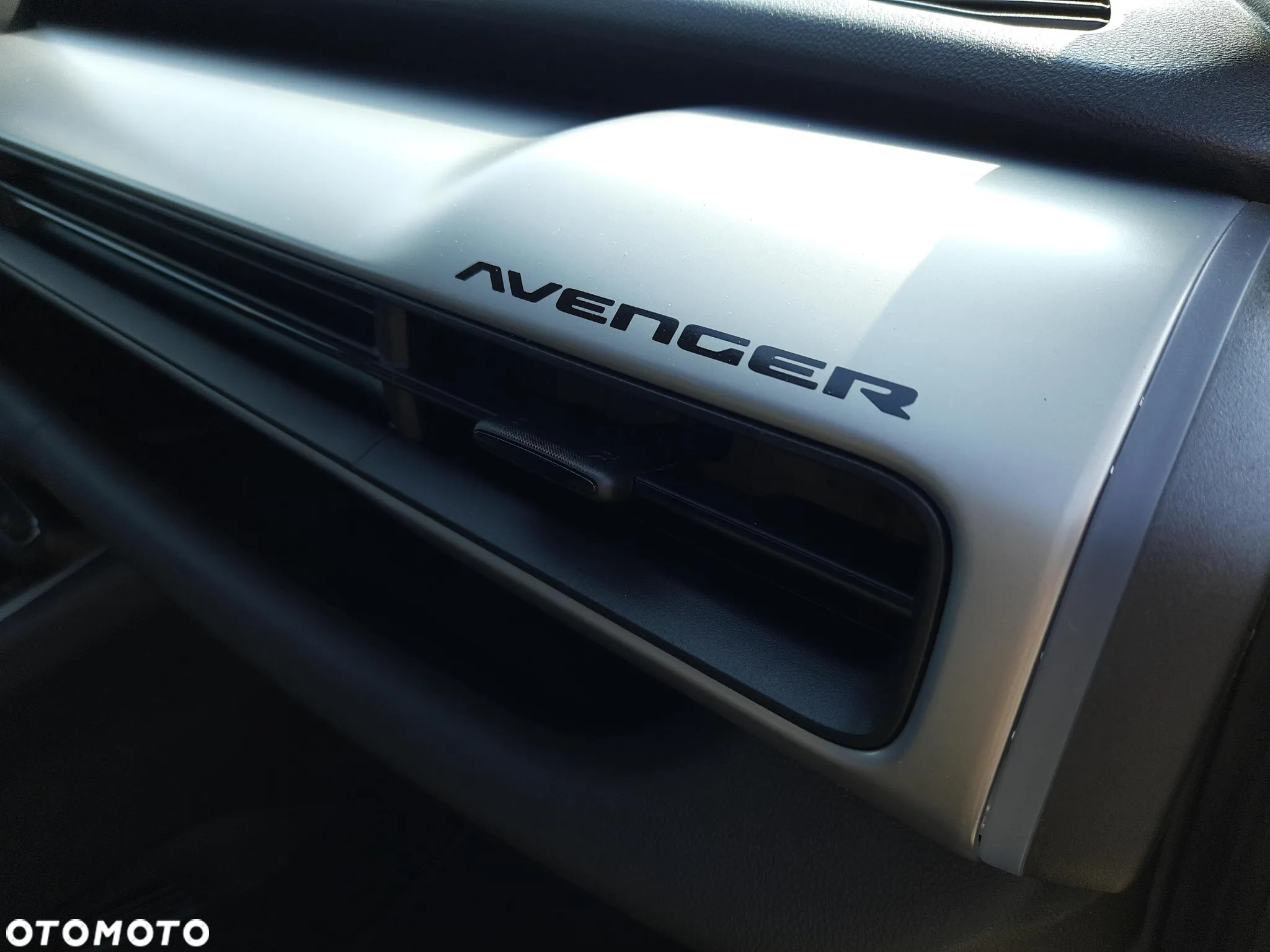 Jeep Avenger - 25