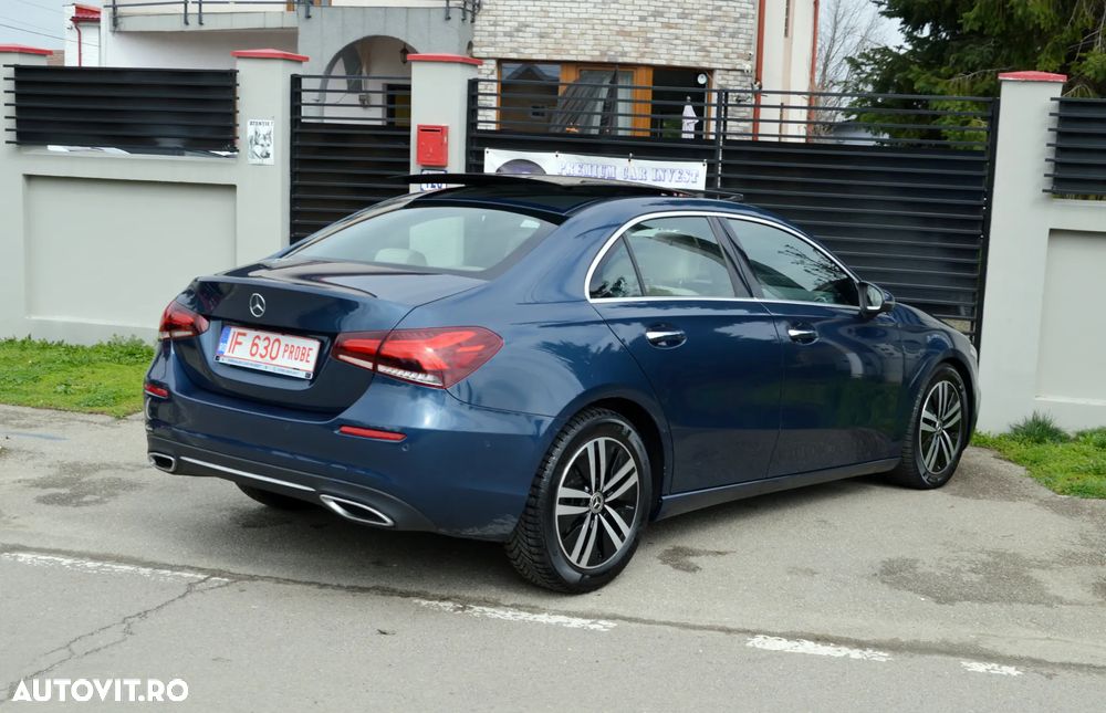 Mercedes-Benz A 180 Sedan 7G-DCT Lim. Special Edition - 3