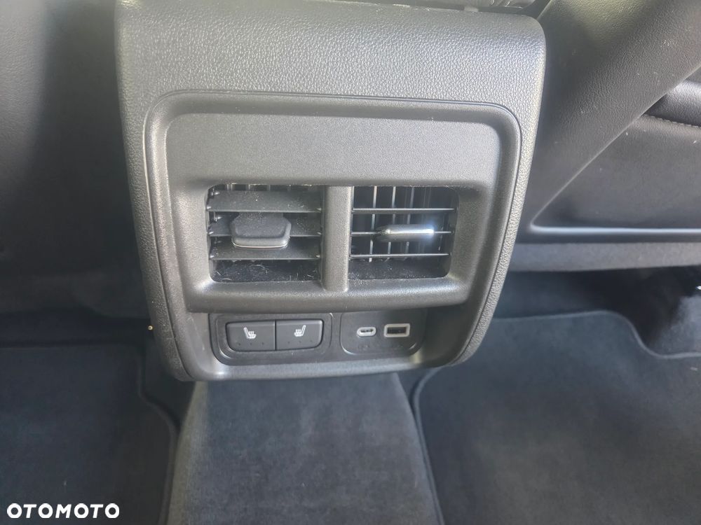 Cadillac XT4 350T AWD Premium Luxury - 23