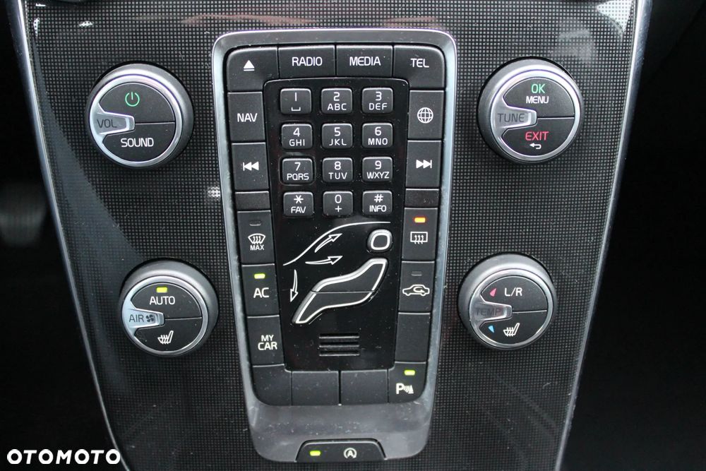 Volvo V40 D2 Momentum - 20