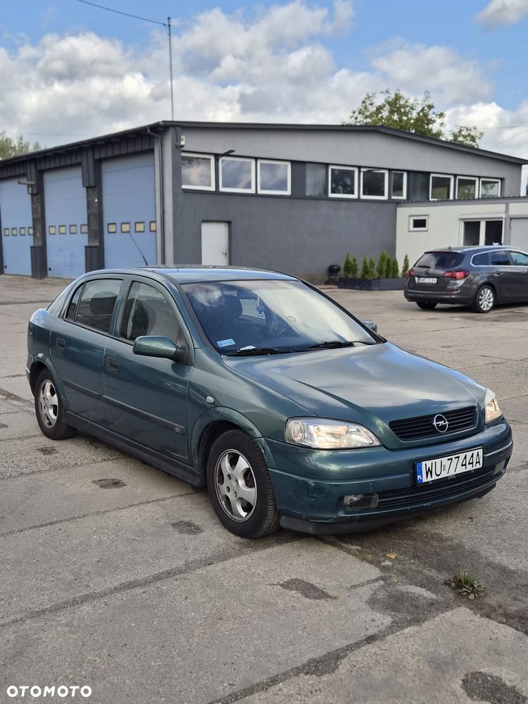 Opel Astra - 1