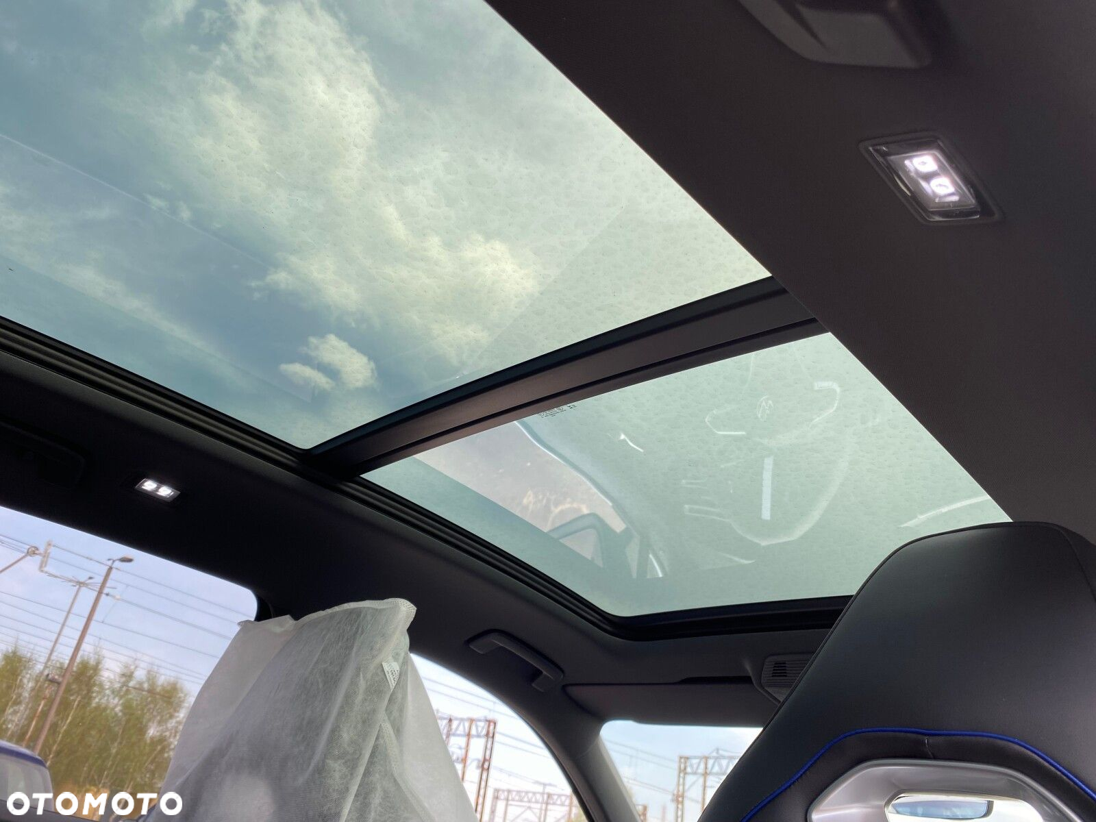 Volkswagen Tiguan - 11