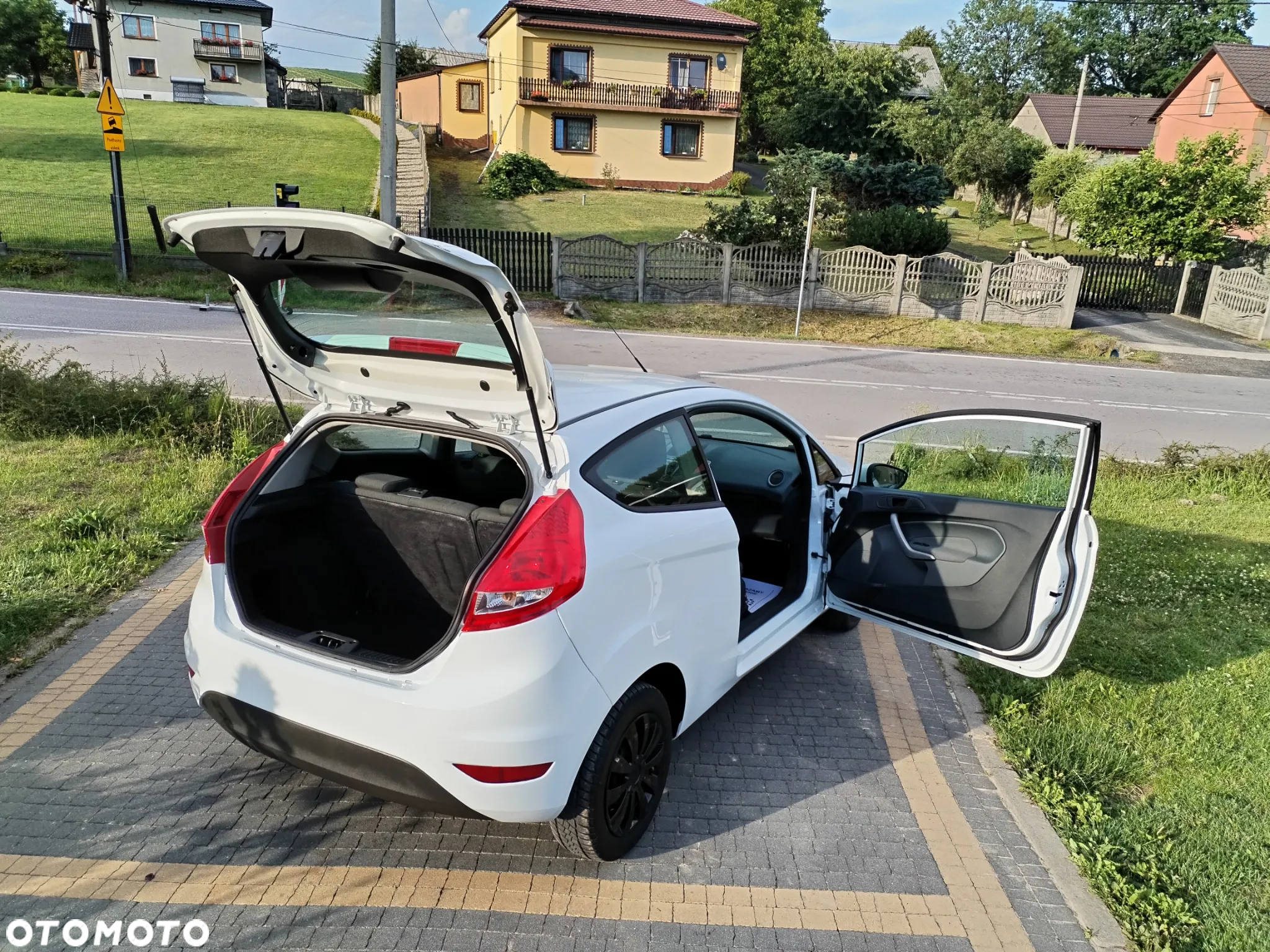 Ford Fiesta - 15