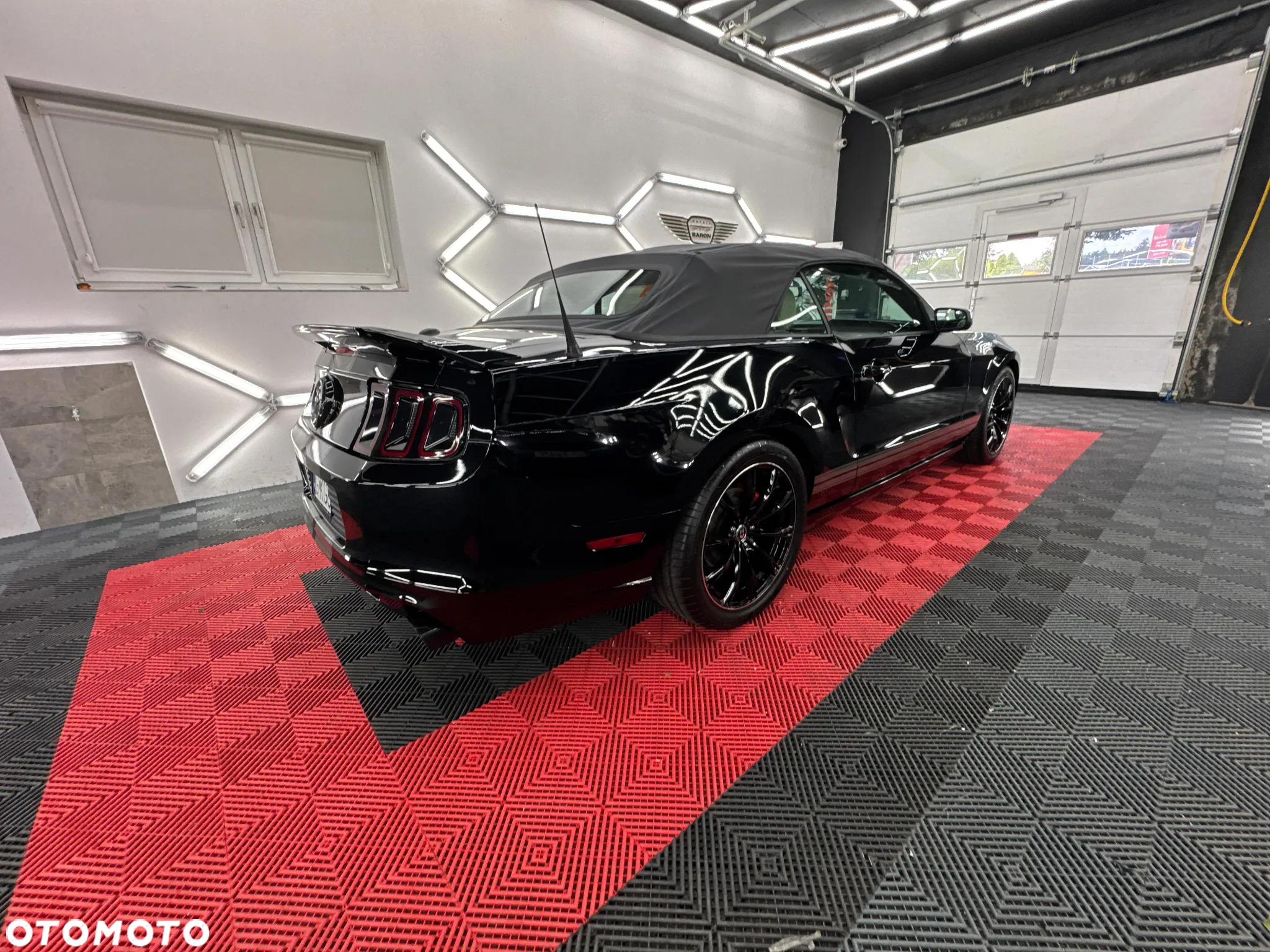 Ford Mustang 3.7 V6 Premium - 12