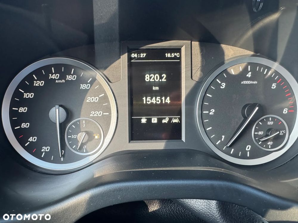 Mercedes-Benz VITO - 8