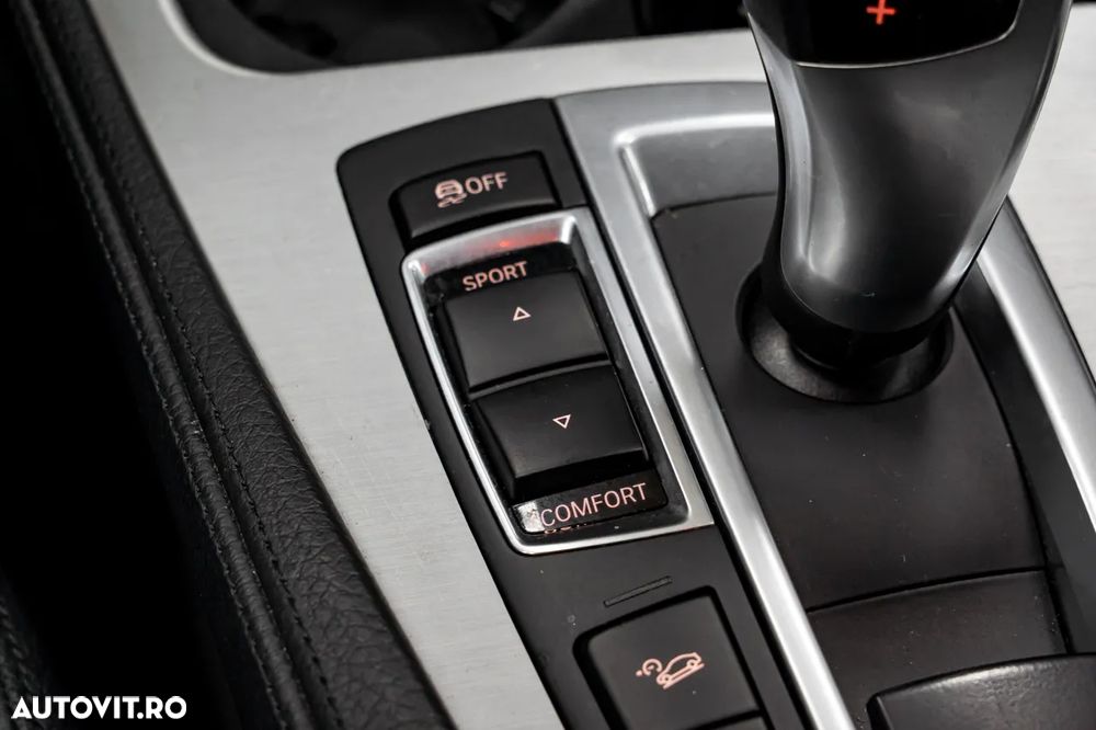 BMW Seria 5 520d xDrive Aut. Luxury Line - 31