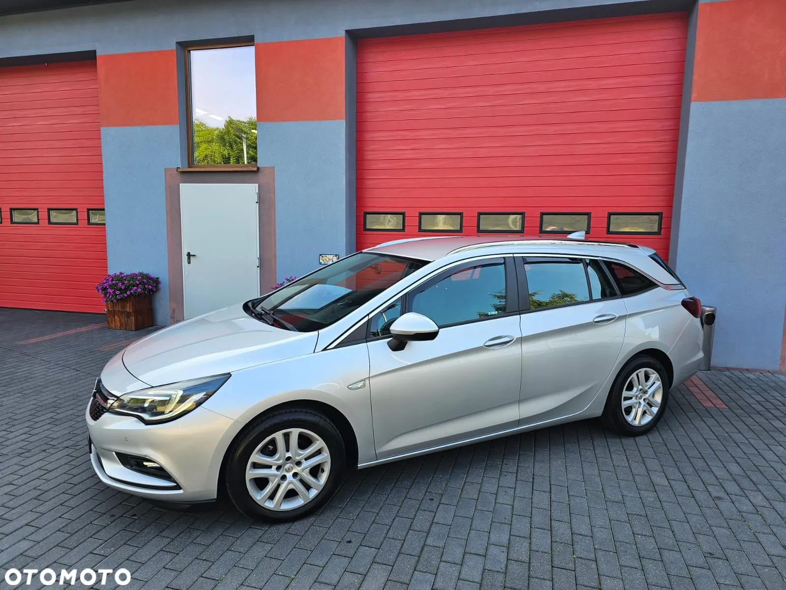 Opel Astra IV 1.6 CDTI Enjoy - 4