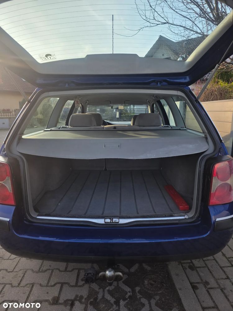 Volkswagen Passat 1.9 TDI Highline - 5