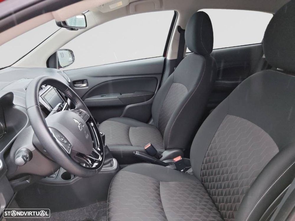 Mitsubishi Space Star - 10