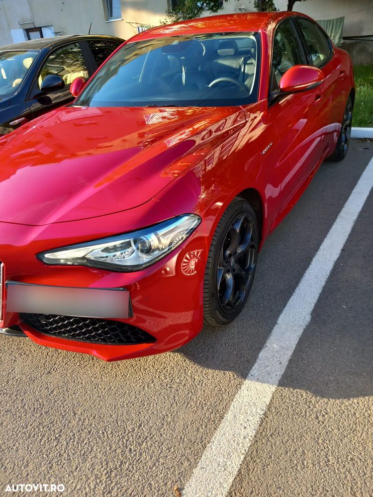 Alfa Romeo Giulia 2.0 Turbo AWD AT8 Veloce - 1