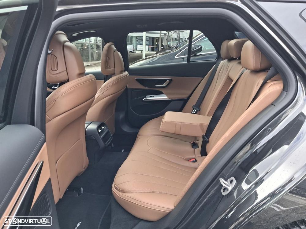 Mercedes-Benz E 300 de - 12