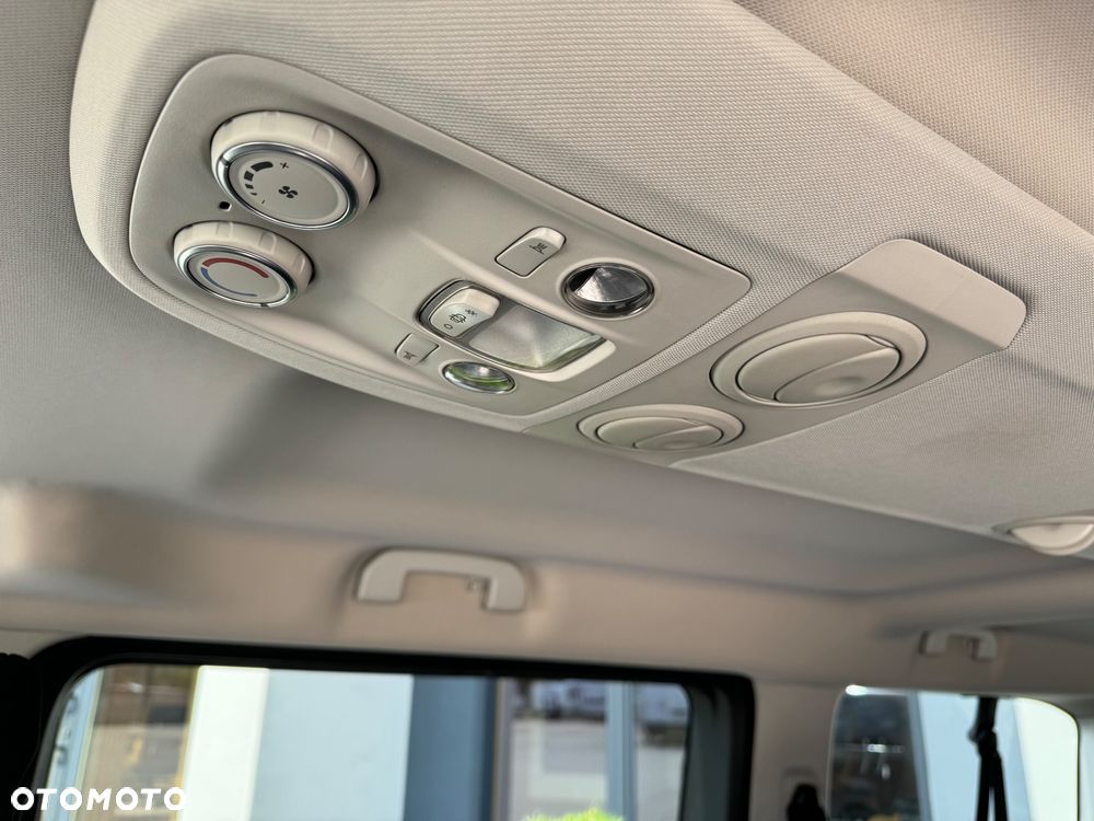Toyota Proace Verso - 21