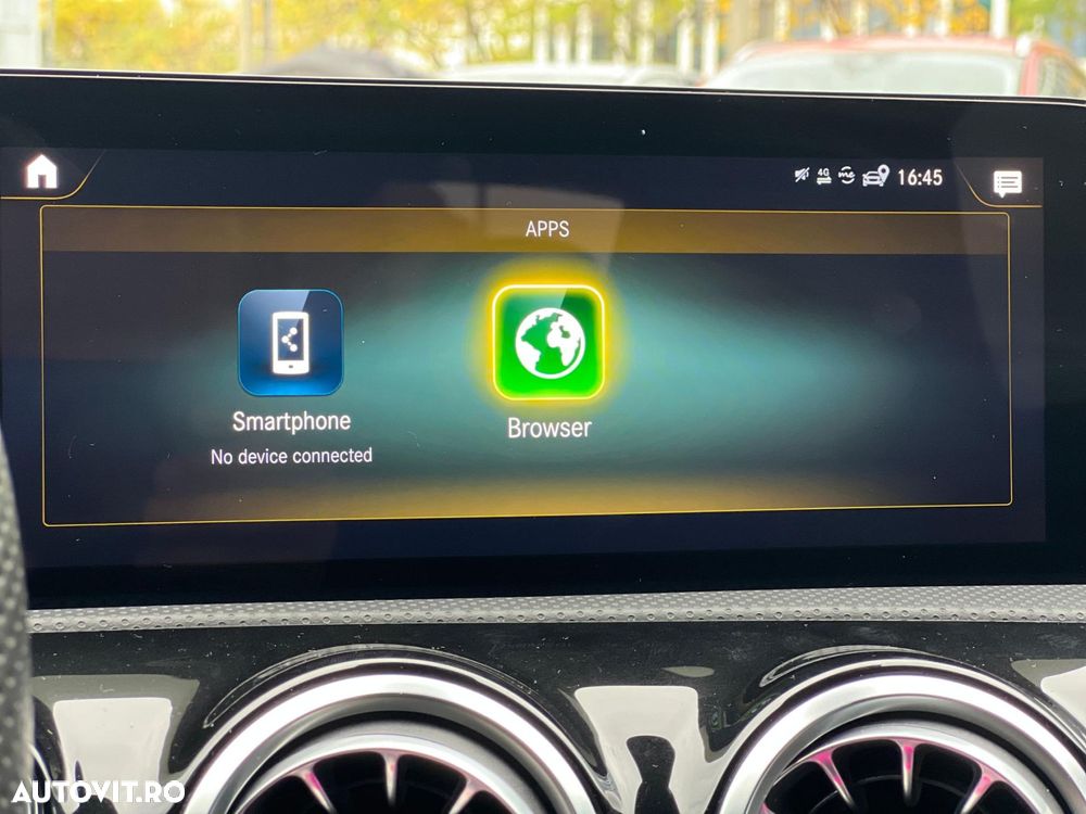 Mercedes-Benz CLA - 25