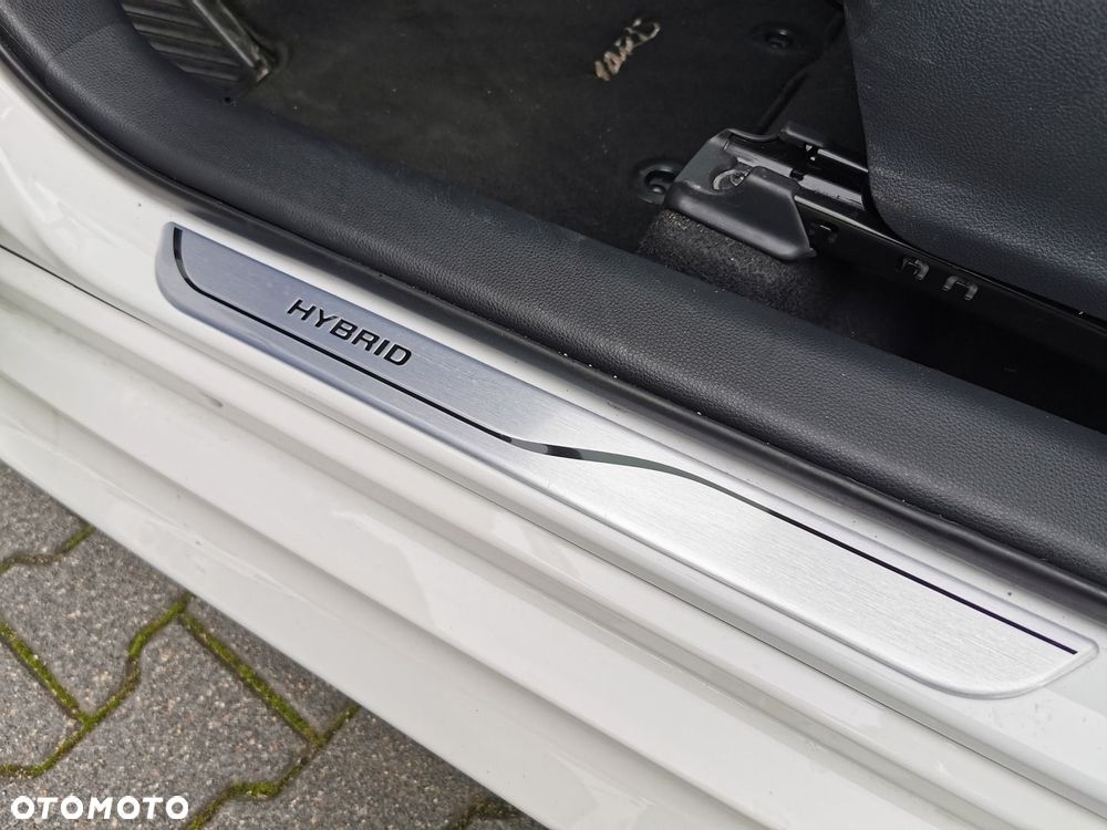 Toyota Yaris Hybrid 1.5 Style - 28