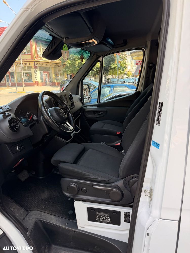 Mercedes-Benz Sprinter - 8