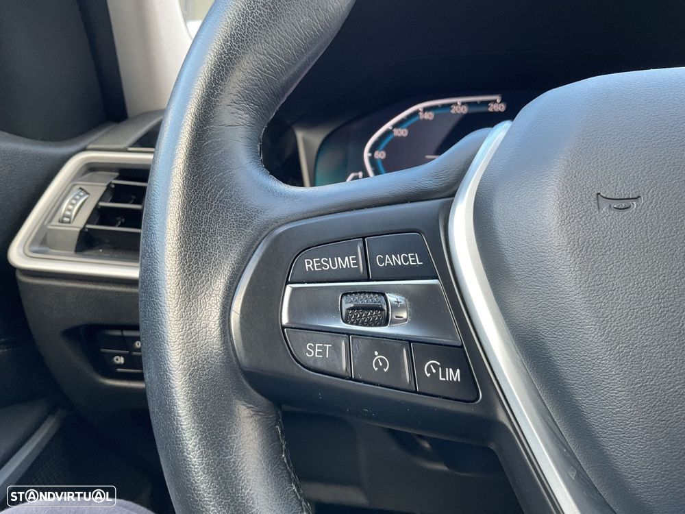 BMW 320 e Touring Line Sport Auto - 45