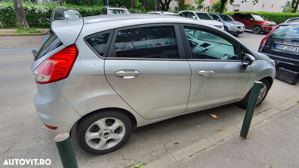 Ford Fiesta - 4