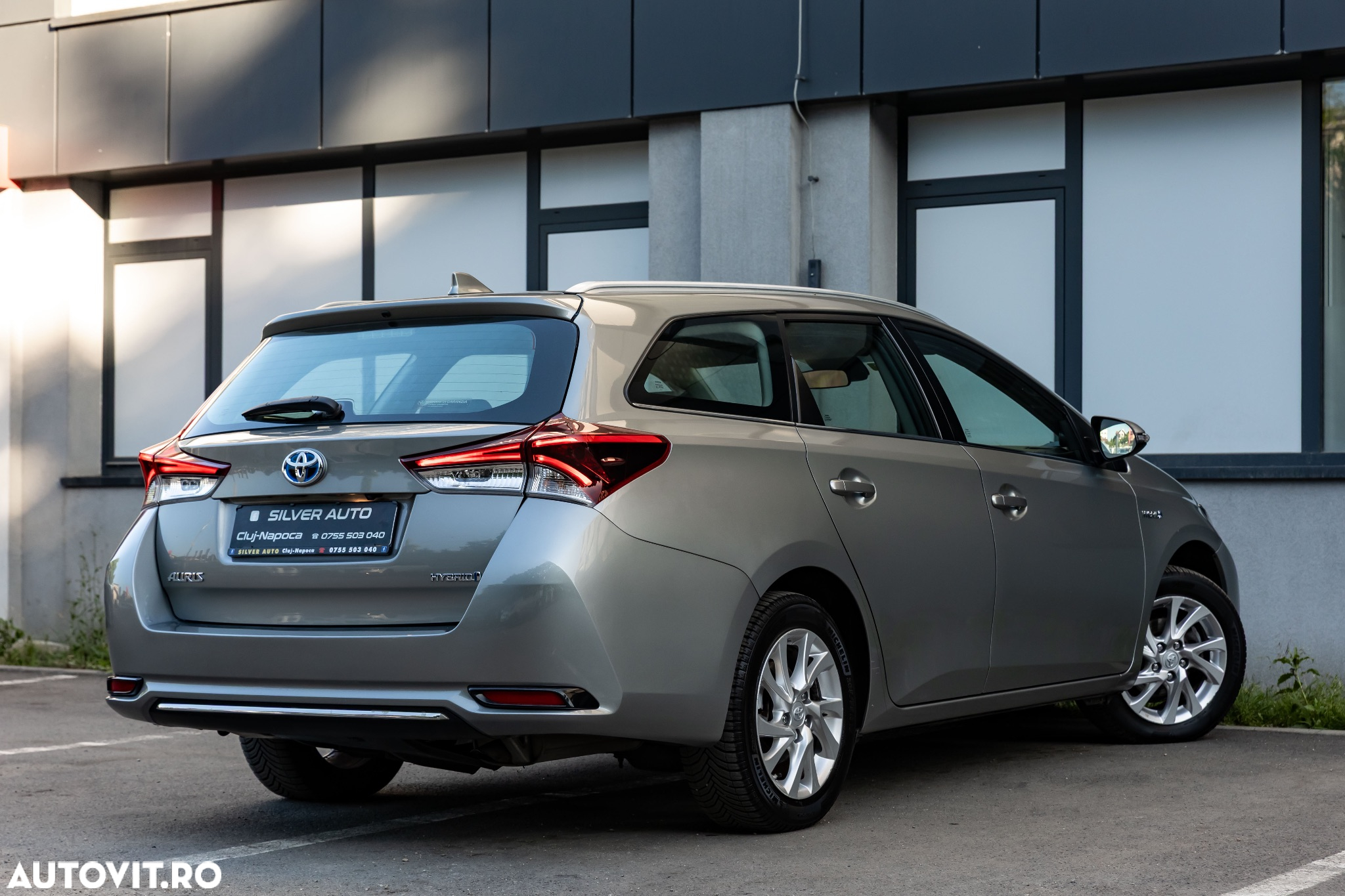 Toyota Auris 1.8 L VVT-i Hybrid Sol - 15