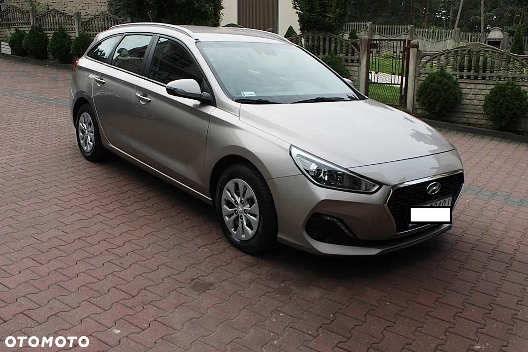 Hyundai i30 1.4 Premiere Comfort - 1
