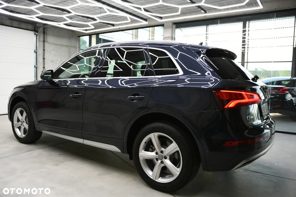 Audi Q5 40 TFSI quattro S tronic - 11