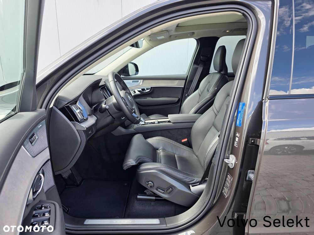 Volvo XC 90 - 12