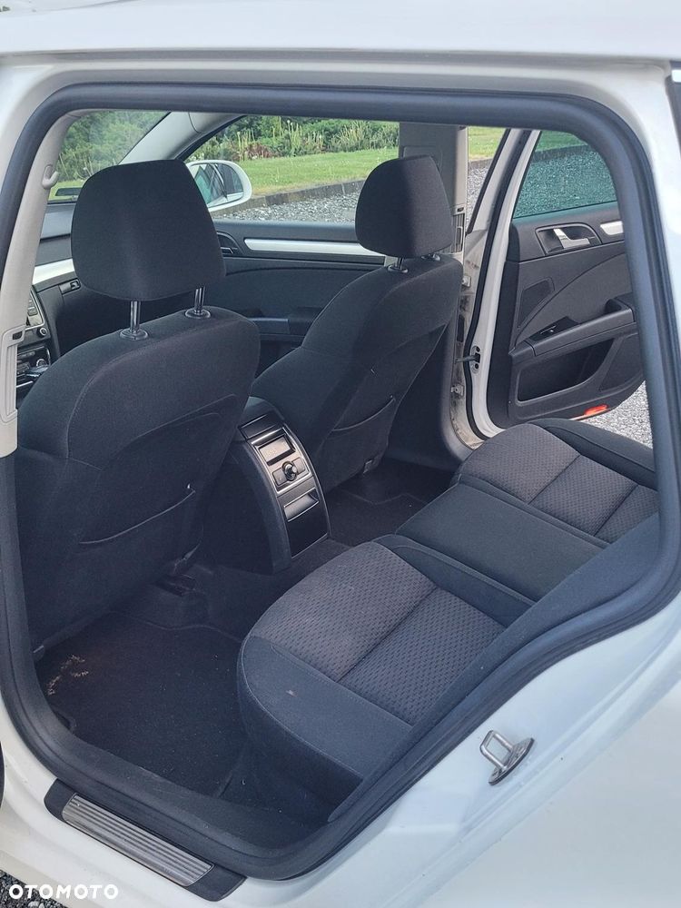 Skoda Superb 1.8 TSI Elegance DSG - 12