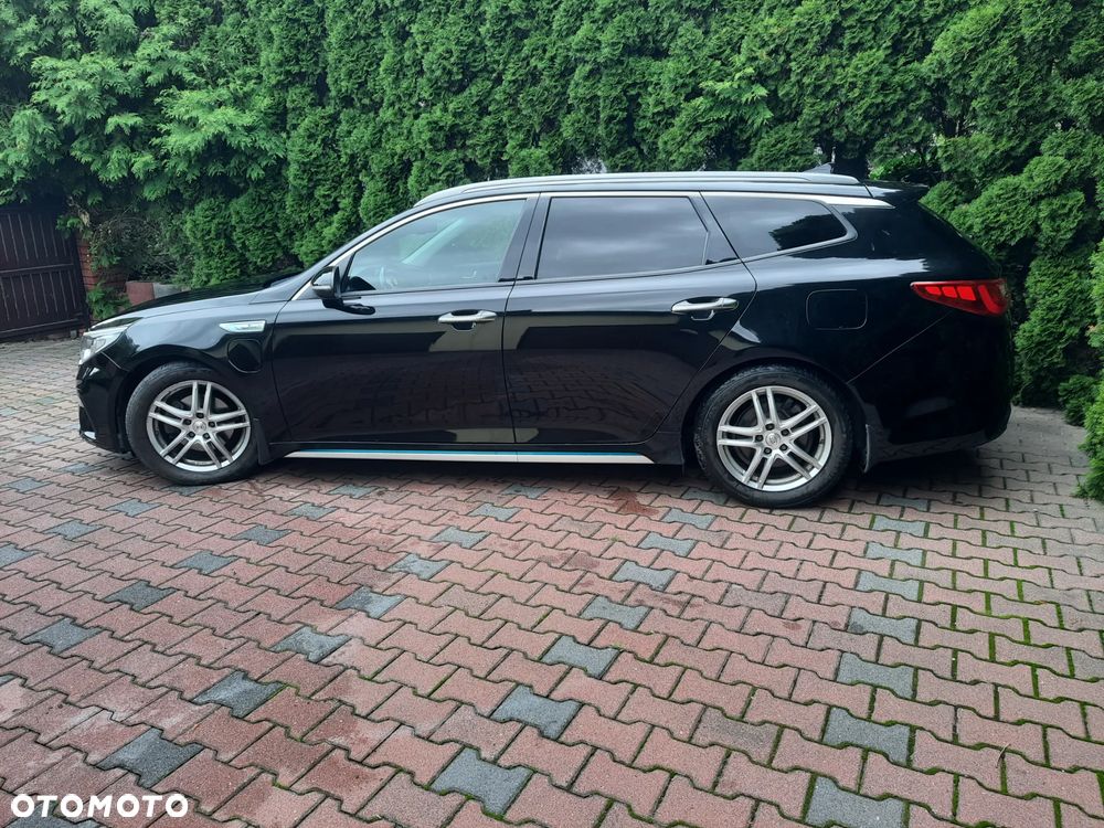 Kia Optima Plug-in Hybrid - 2