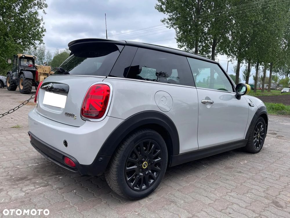MINI Cooper SE Trim M - 29