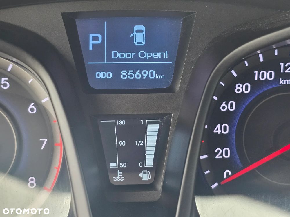 Hyundai ix20 1.6 Premium - 9