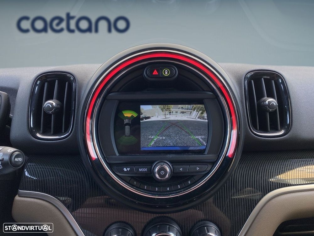 MINI Countryman Cooper SE ALL4 Auto — fotografia 11